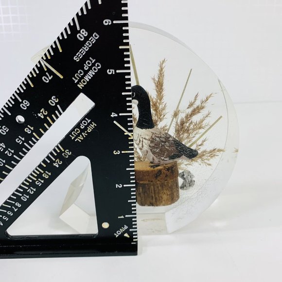 Rico Crescent Moon Lucite Duck Paperweight Figurine Wildlife Outdoor Cabin Gift - Picture 11 of 13